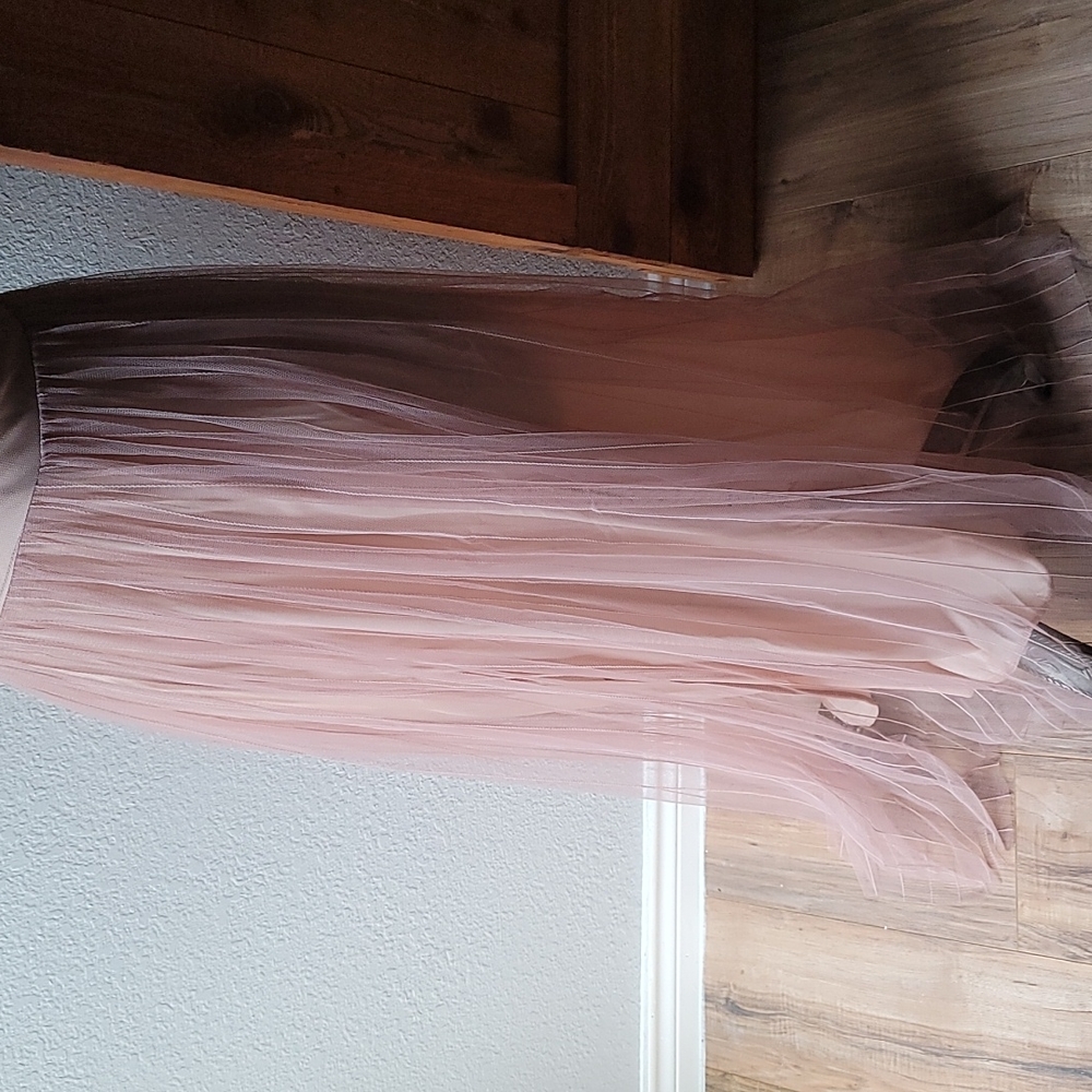 Flowy Beautiful Dusty Rose Maxi Dress - Picture 4 of 15